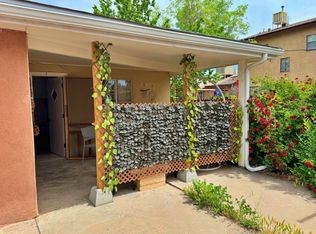 2425 Mountain Rd NW #2, Albuquerque, NM 87104