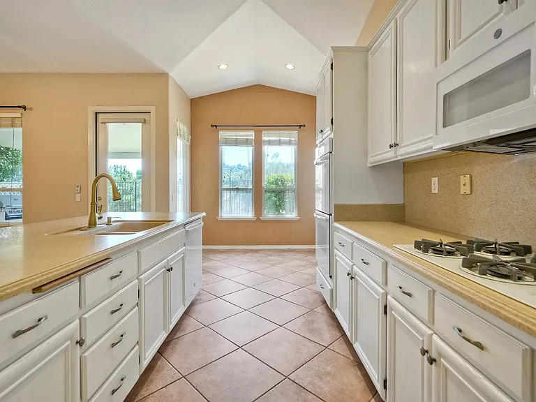 2325 Old Ranch Rd — Photo 10