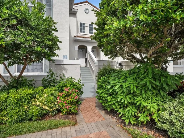 8370 Excalibur CIR #J4, NAPLES, FL 34108