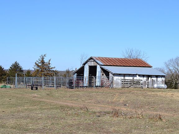 4th image of 7439 Private Road 1620