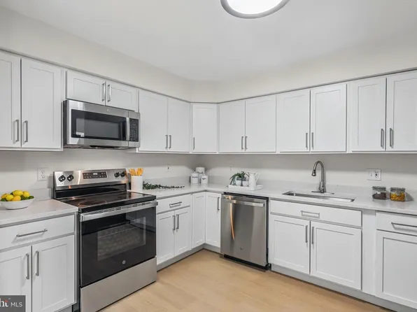 14521 Mayfair Dr, Laurel, MD 20707