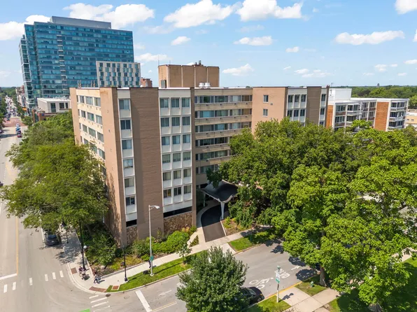 151 N Kenilworth Ave APT 4G, Oak Park, IL 60301