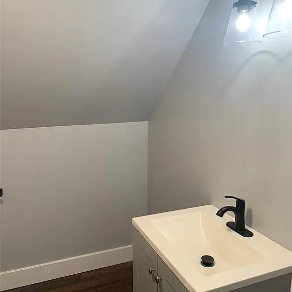 132 Pilgrim St #3 — Photo 5