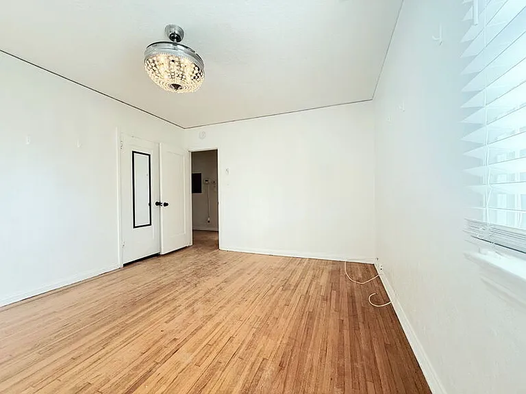 7001 2nd Ave — Photo 14