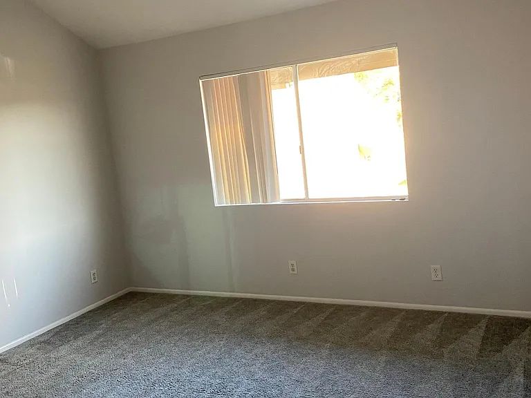 1836 E Avenue J2 — Photo 9