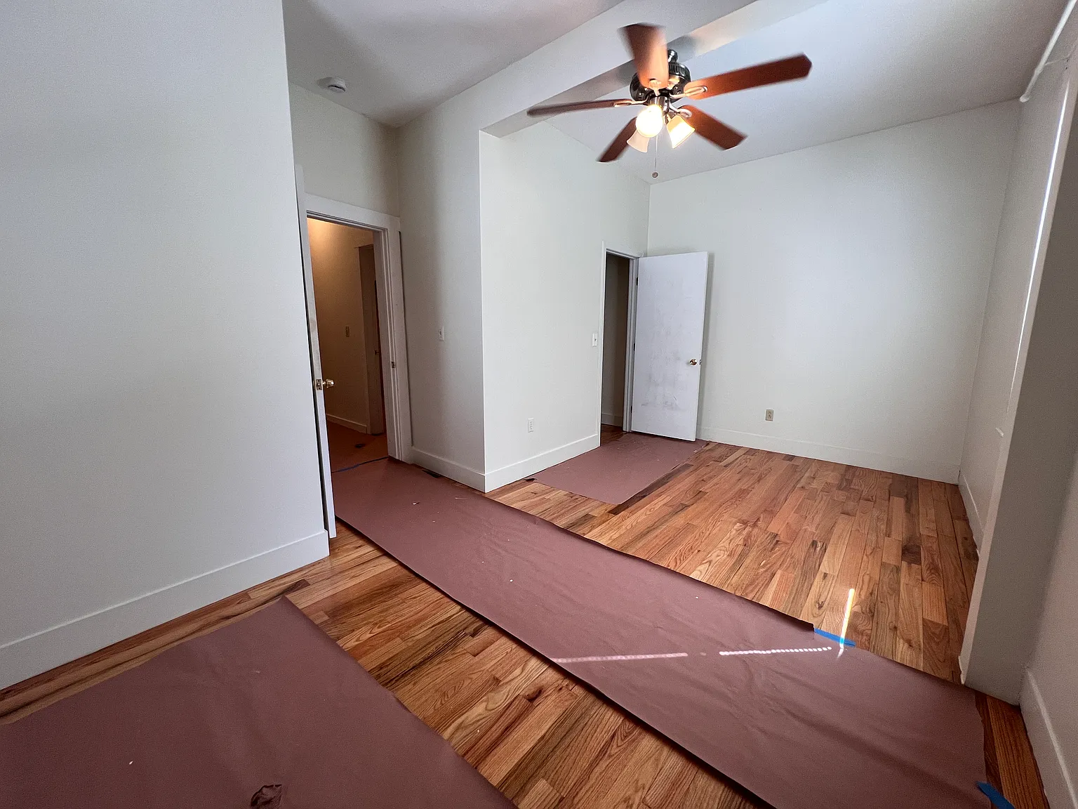 2 bed, 800 sqft, $2,900 — Photo 2