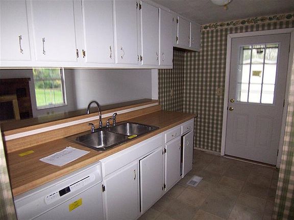 4th image of 7908 Huntsman Ct