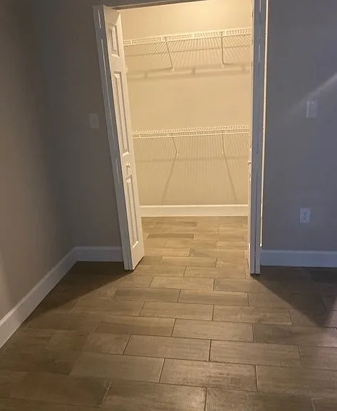 Spring Lake Apartments — Photo 33