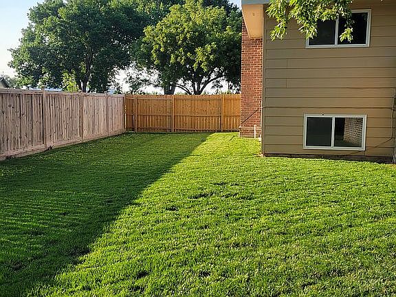 Backyard (West Side)