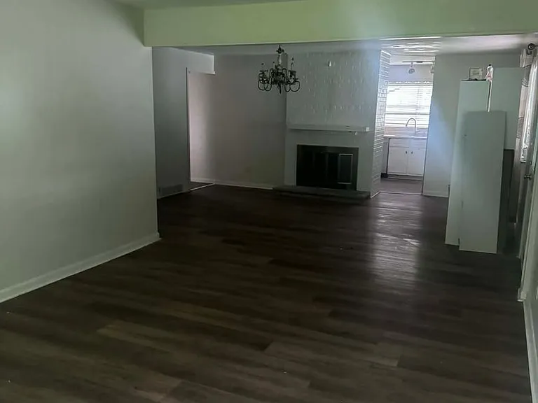 115 Decatur Rd — Photo 3