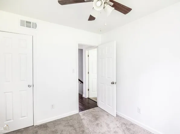 273 Peyton Pl SW, Atlanta, GA