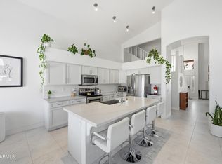 1572 E Black Diamond Dr, Gilbert, AZ 85296