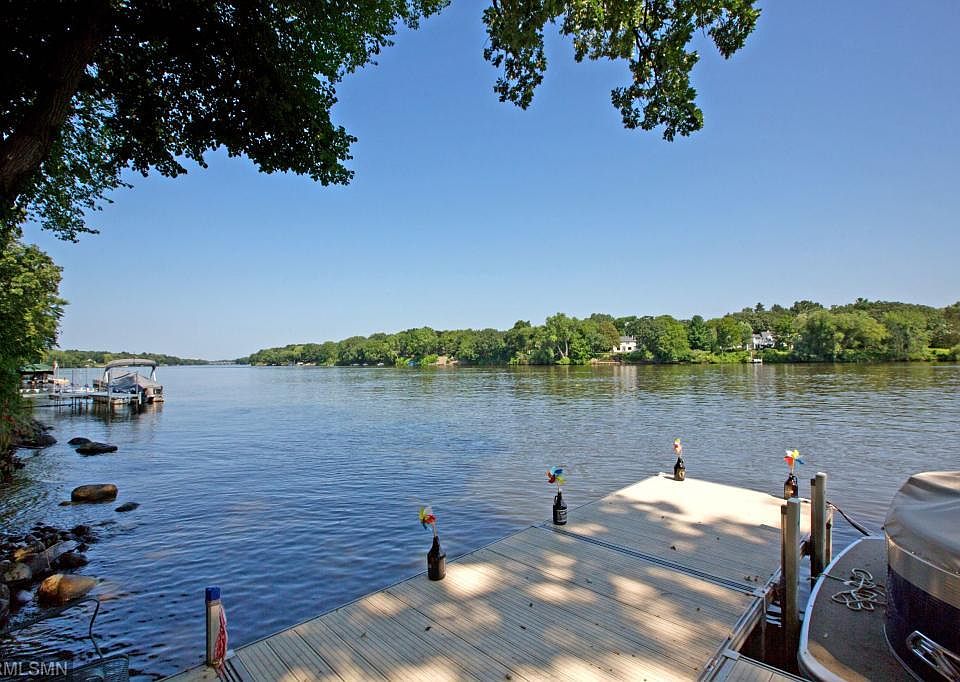 1st image of 7050 River Shore Ln
