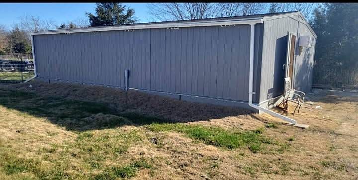1st image of 8920 Whiskers Rd