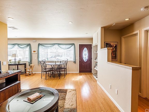 3rd image of 1501 Cambridge Ave