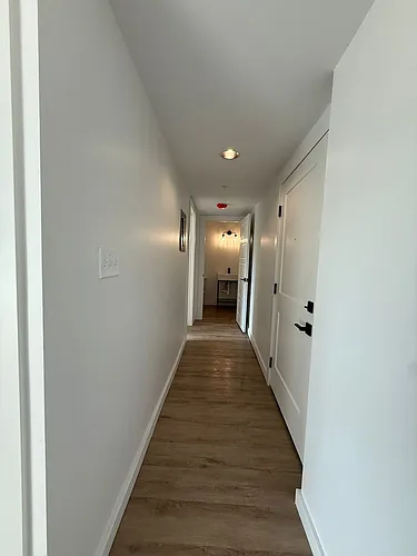 240 Mack Ave Photo 1