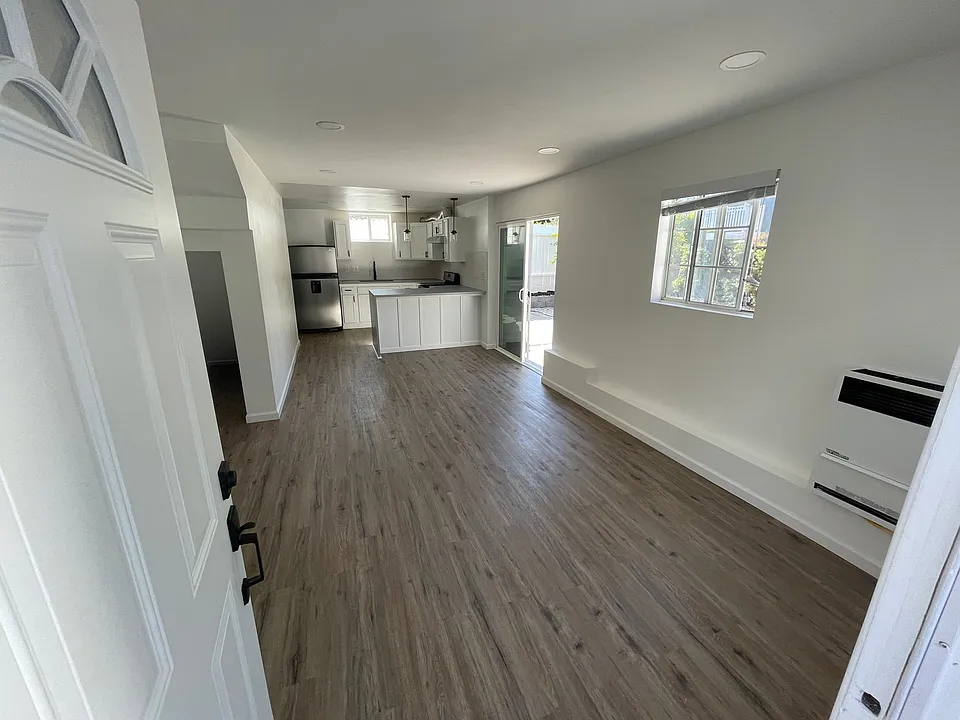 1809 Grant Ave #B