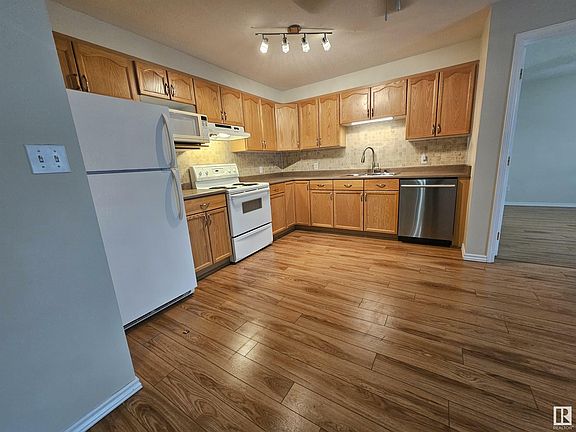 2nd image of 4700 43rd Ave #314