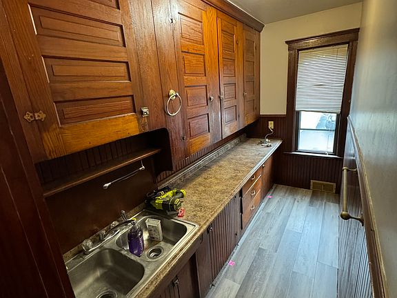 3rd image of 338 3rd Ave #1L