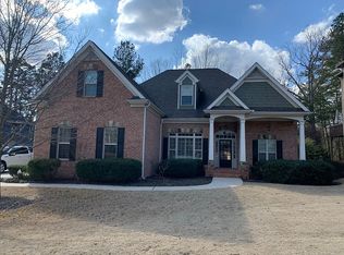 3846 Thompson Lake Dr, Buford, GA 30519