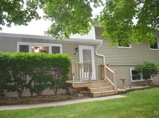 824 Prospect St, Jesup, IA 50648