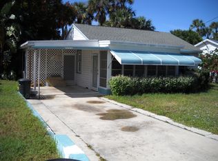 2626 NE Hickory Ave, Jensen Beach, FL 34957