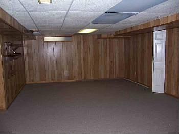 4th image of 472 Sandehurst Dr