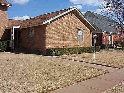 2nd image of 3009 McNiel Ave