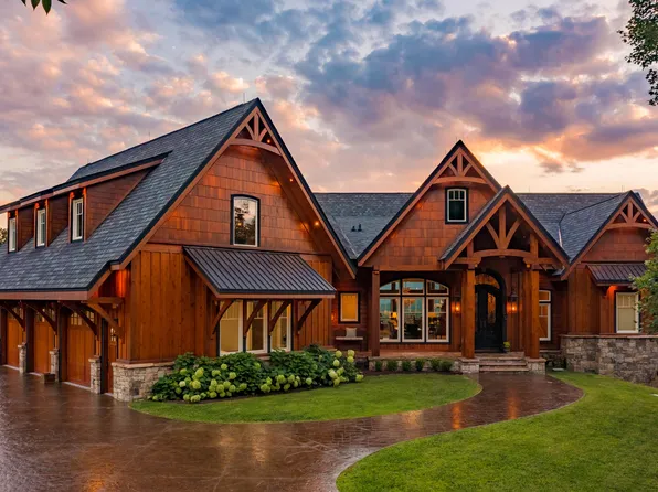 323 Stone Edge Dr, Butler, TN 37640