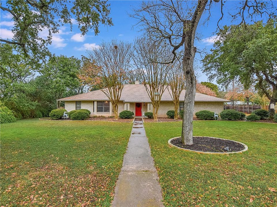1st image of 3700 Kellywood Dr