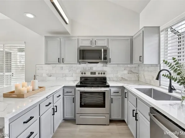 8913 Antioch Way, Las Vegas, NV 89117