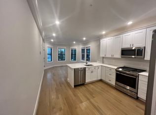 307 Maverick St #1L, Boston, MA 02128