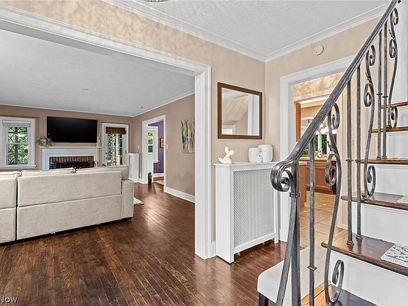3rd image of 2031 Temblethurst Rd