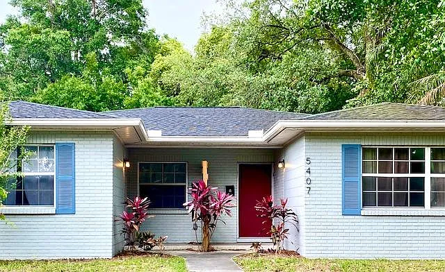 Building Photo - 5407 N Suwanee Ave #B