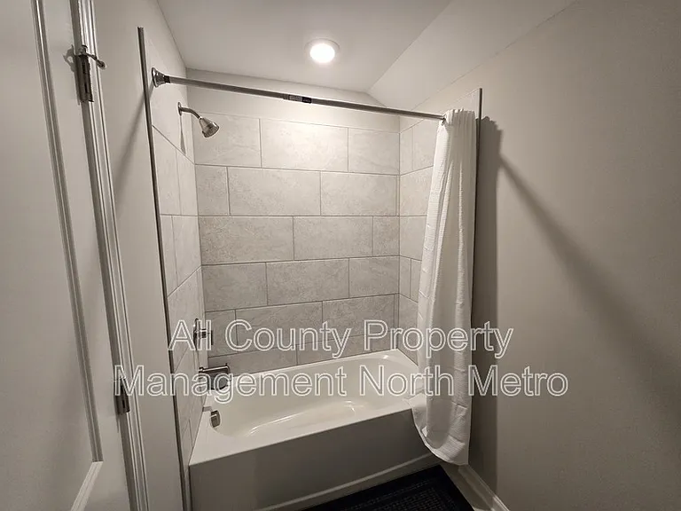 490 Tall Pines Ter — Photo 26