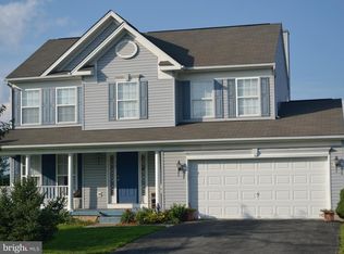 75 Woodsview Dr, Red Lion, PA 17356