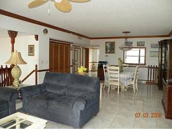 3rd image of 373 Poinciana Island Dr