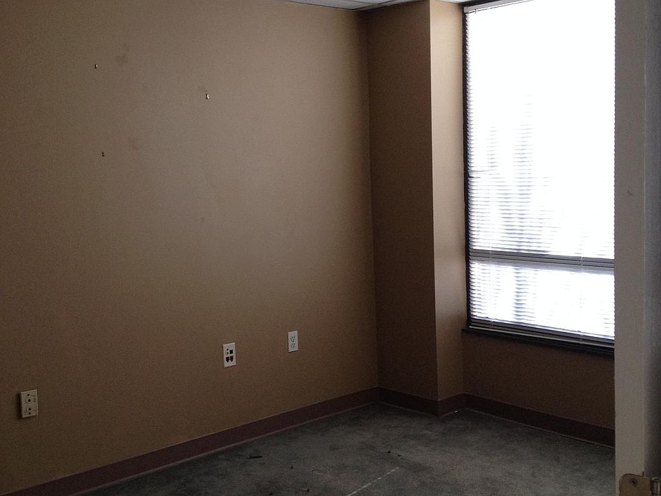 2nd image of 4 Professional Dr Suite 143