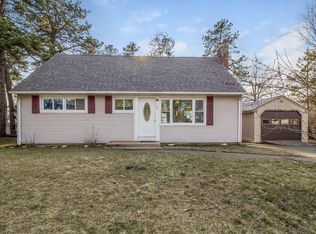 46 Grattan St, Springfield, MA 01119