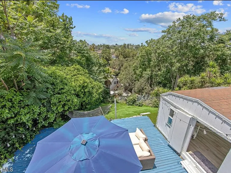 593 Benson Way — Photo 22