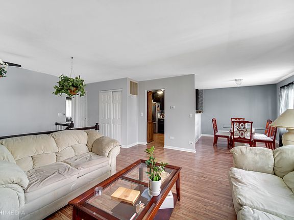 5th image of 2095 Millpond Ln