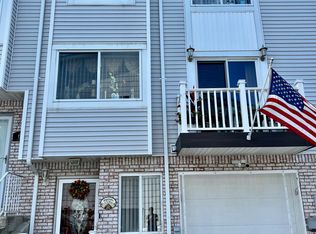 62 Sable Loop, Staten Island, NY 10306