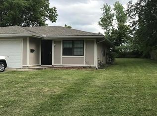3 SE 9th St APT A, Lees Summit, MO 64063