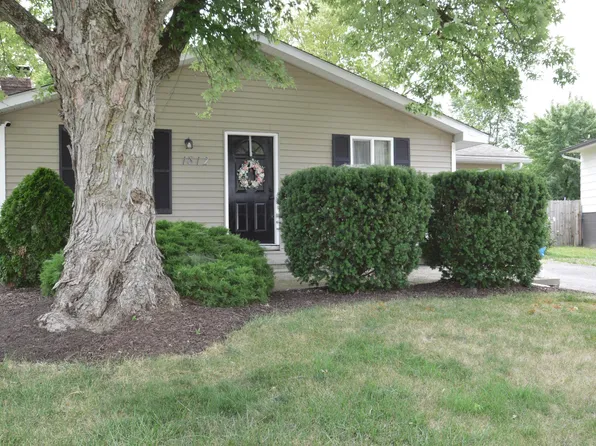 1812 Arrowhead Dr, Columbus, OH 43223