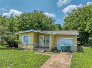 2120 N Hickory St, Sherman, TX 75092