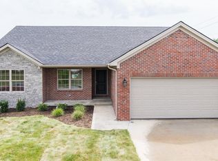 1228 Orchard Dr, Nicholasville, KY 40356