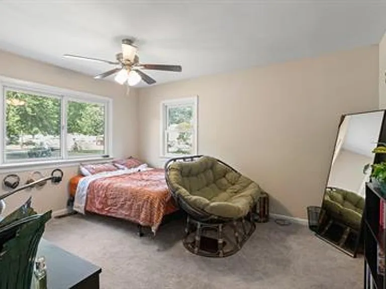 222 Belray Dr — Photo 9