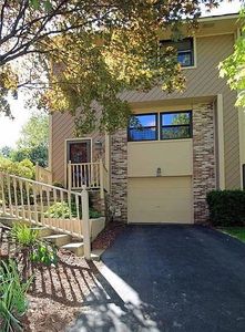 3143 Laurel Ridge Cir, Bridgeville, PA, 15017