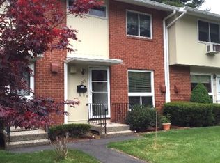 229 Centerbrook Rd, Hamden, CT 06518