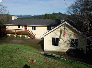 937 S Hill Dr, Reedsport, OR 97467